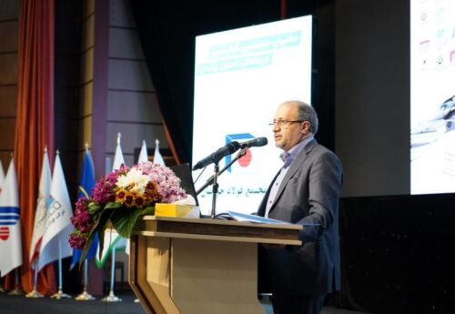 رئیس‌ هیأت‌عامل ایمیدرو در کنفرانس استیل‌پرایس:ایران به هدف تولید ۵۵ میلیون تن فولاد تا سال ۱۴۰۴ می‌رسد/  برنامه‌ریزی برای تأمین گاز شرکت‌های فولادی