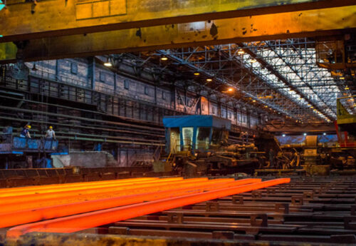 مدیر ارشد خدمات فنی و پشتیبانی شرکت فولاد مبارکه اعلام کرد /  سهم ناکافی «ریل» در جابه‌جایی محصولات زنجیره فولاد