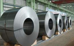 روسیه و قزاقستان صادرات فولاد به ایران را کاهش مى دهند