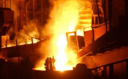 خاموشی کوره‌ها در بزرگ‌ترین فولادساز جهان / شرکت‌های فولادی چین از ضرردهی خبر می‌دهند