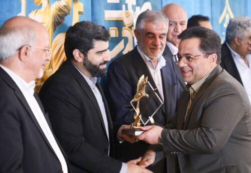 فولاد آلیاژی ایران به عنوان واحد نمونه صنعتی کشور انتخاب شد