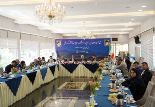 مجمع عمومی عادی سالیانه نوظهور کویر بافق برگزار شد