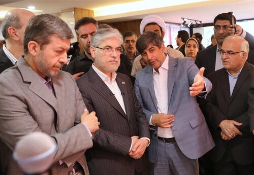 بازدید وزیر علوم از آزمایشگاه صنعت ۴.۰ گروه فولاد مبارکه