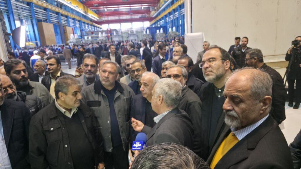 گزارش تصویری از آیین رونمایی کورههای EAF و LF و راکتور ساخت داخل گروه صنعتی آریا ترانسفو 5 ترانسفورماتور 4