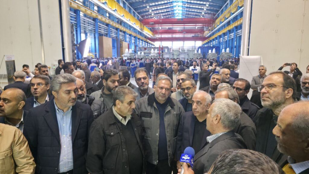 گزارش تصویری از آیین رونمایی کورههای EAF و LF و راکتور ساخت داخل گروه صنعتی آریا ترانسفو 6 ترانسفورماتور 5