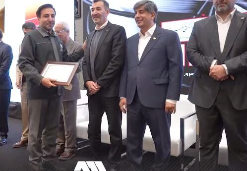 ایمان عتیقی مرد سال فولاد ایران شد