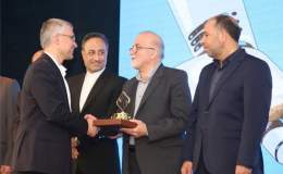 تجلیل از ذوب آهن اصفهان به عنوان واحد منتخب استانی در مراسم روز جهانی استاندارد