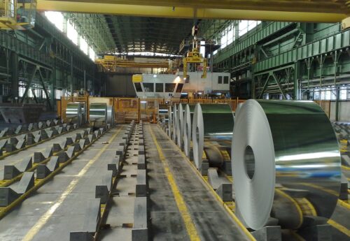 شراکت فولادی عربستان و بائواستیل تا چه اندازه صنعت فولاد ایران را تهدید می‌کند؟ / فولادسازان عرب به توسعه می‌اندیشند و فولادسازان ایرانی به تامین انرژی