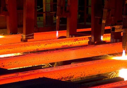 پنج کارخانۀ ذوب آهن در کشور ساخته می‌شوند
