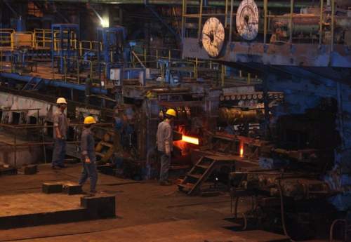 تعمیرات اساسی خط و پرداخت کارگاه نورد ۶۵۰ ذوب آهن اصفهان با موفقیت انجام شد