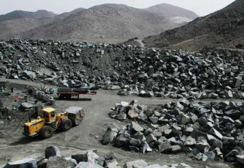 کارشناسان کمیسیون توسعه و اصلاحات چین افزایش نظارت بر قیمت‌های سنگ آهن را پیشنهاد کردند