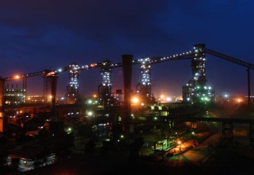 رکورد تولید مدول ۱ واحد احیا ۲ پس از هفت سال در فولاد خوزستان ارتقا یافت