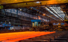 مدیر ارشد خدمات فنی و پشتیبانی شرکت فولاد مبارکه اعلام کرد /  سهم ناکافی «ریل» در جابه‌جایی محصولات زنجیره فولاد